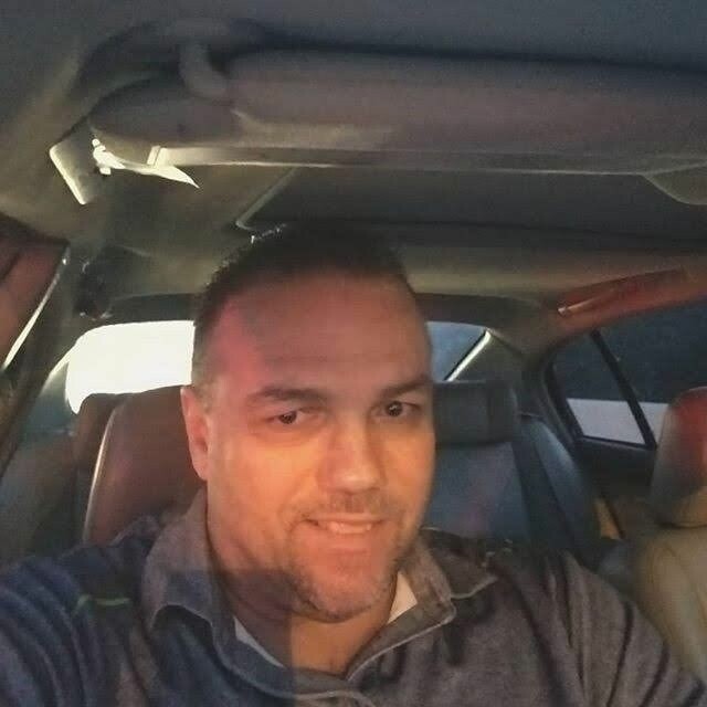 Oliver, 30