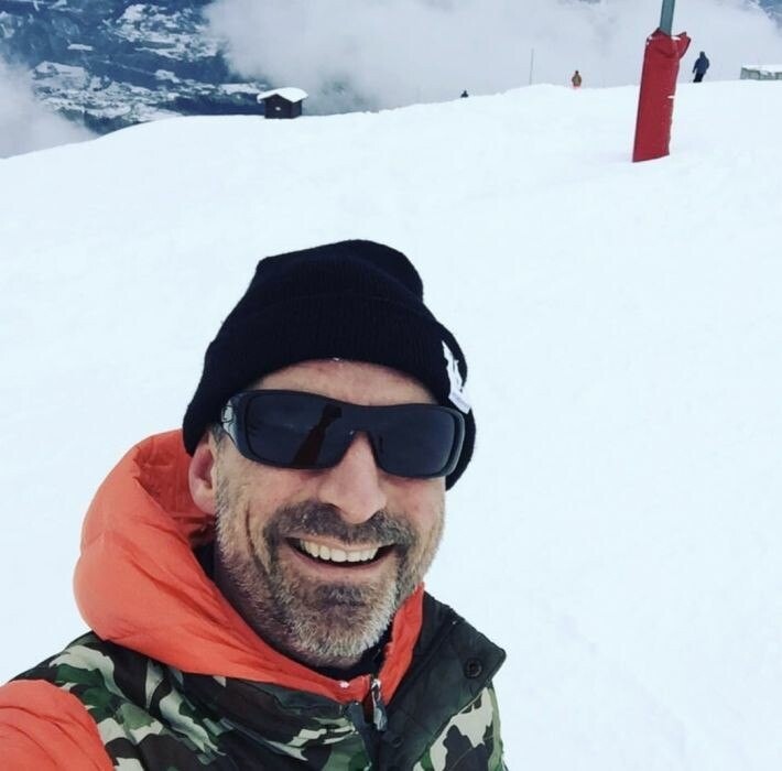 Frank, 42