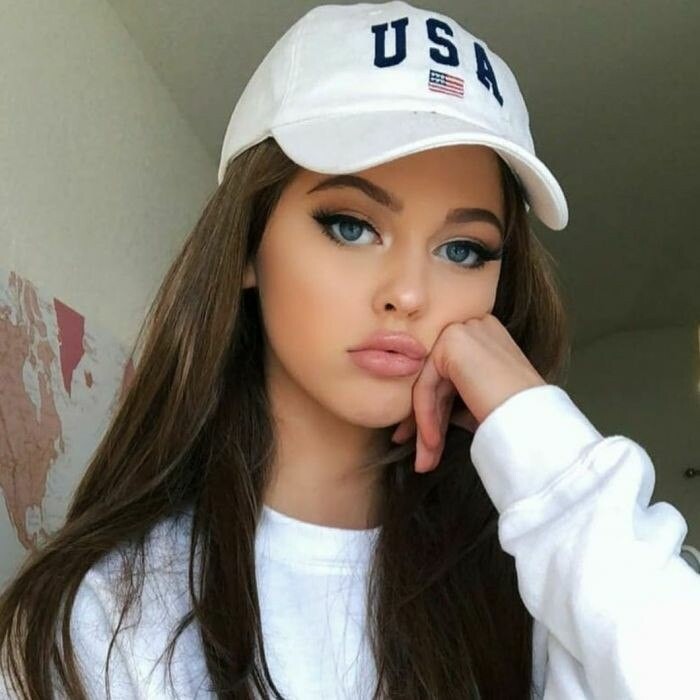 Alynn, 28