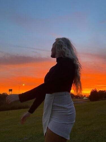 DreamyItGirl, 21
